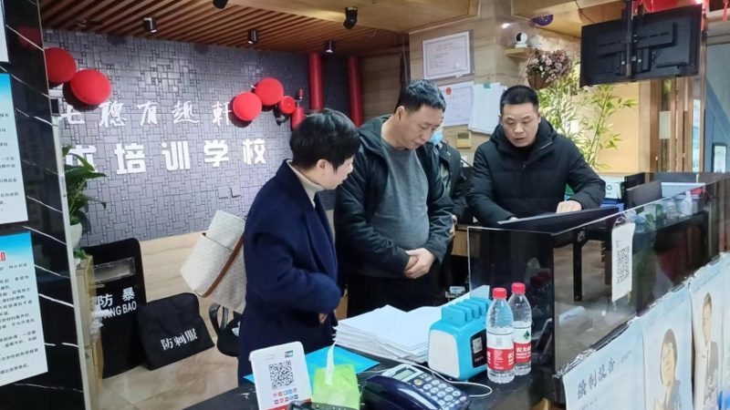 成人教育自考和成考哪个好考